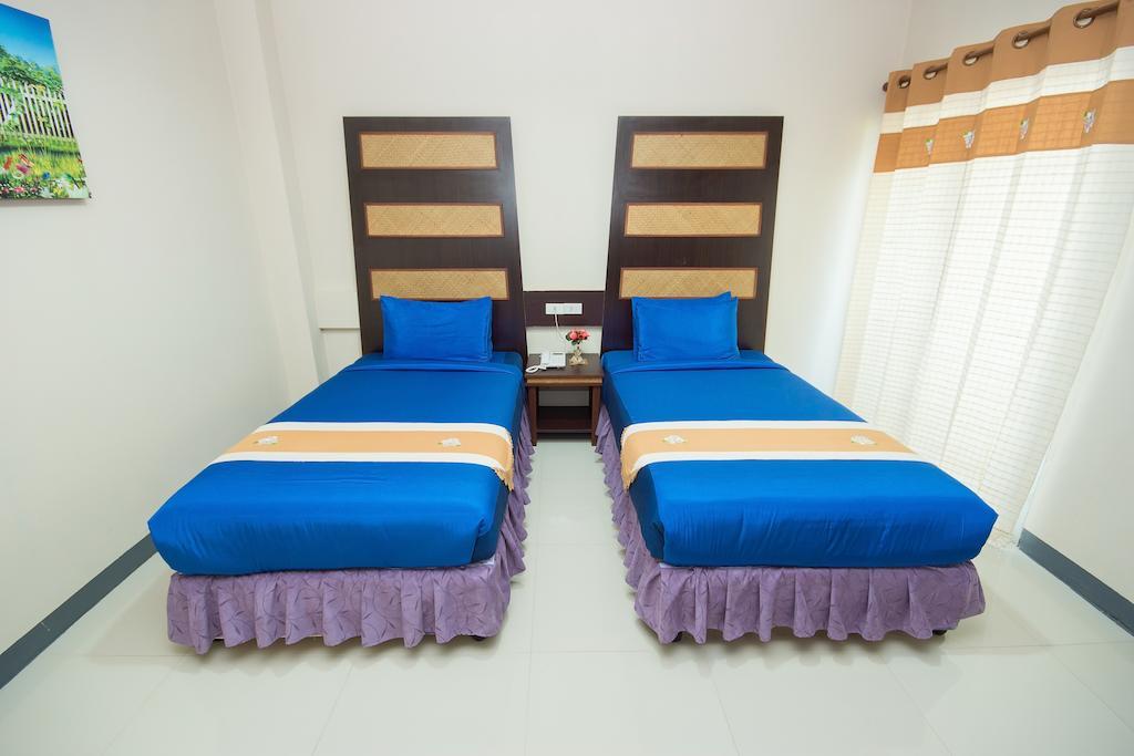 The Corner Hotel (Adults Only) Chiang Rai Buitenkant foto