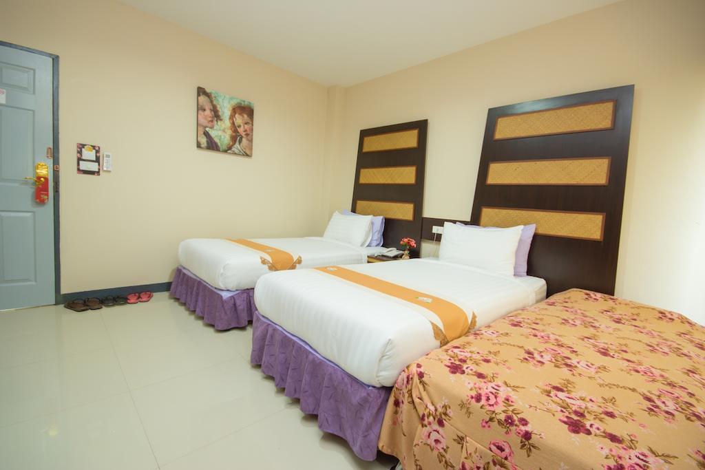 The Corner Hotel (Adults Only) Chiang Rai Buitenkant foto