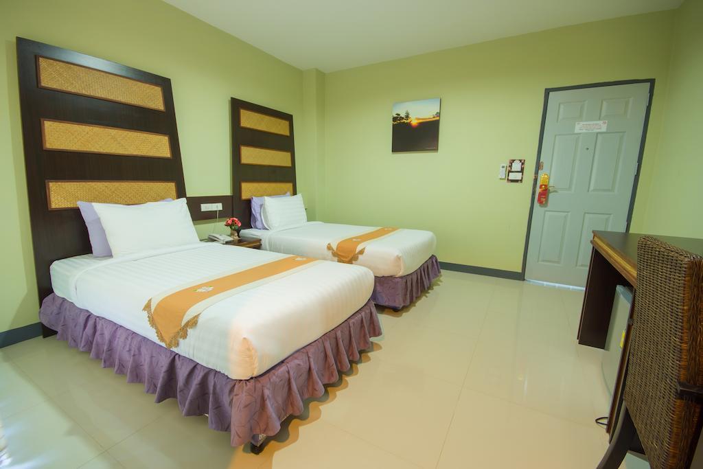 The Corner Hotel (Adults Only) Chiang Rai Buitenkant foto